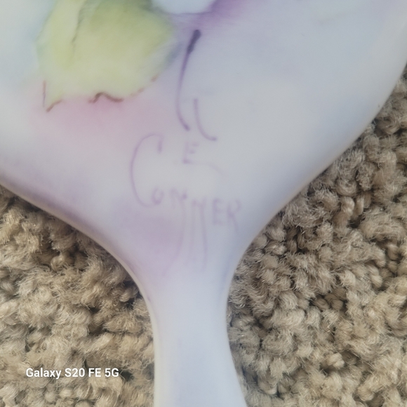 Handpainted porcelain mirror - Picture 4 of 5